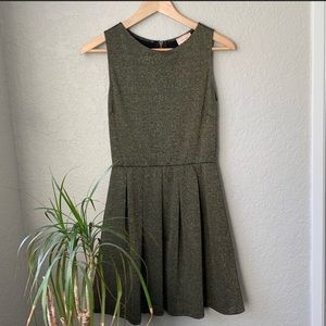 love...ady Sleeveless Metallic Dress Full Skirt Sm